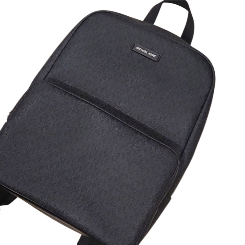 NEW! MICHAEL KORS Unisex Signature Logo Backpack.
